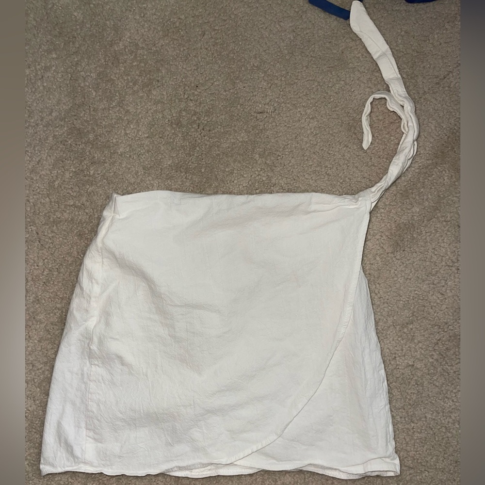 White tie skirt